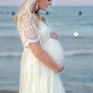 NWT Stunning PinkBlush white mesh overlay maternity maxi dress